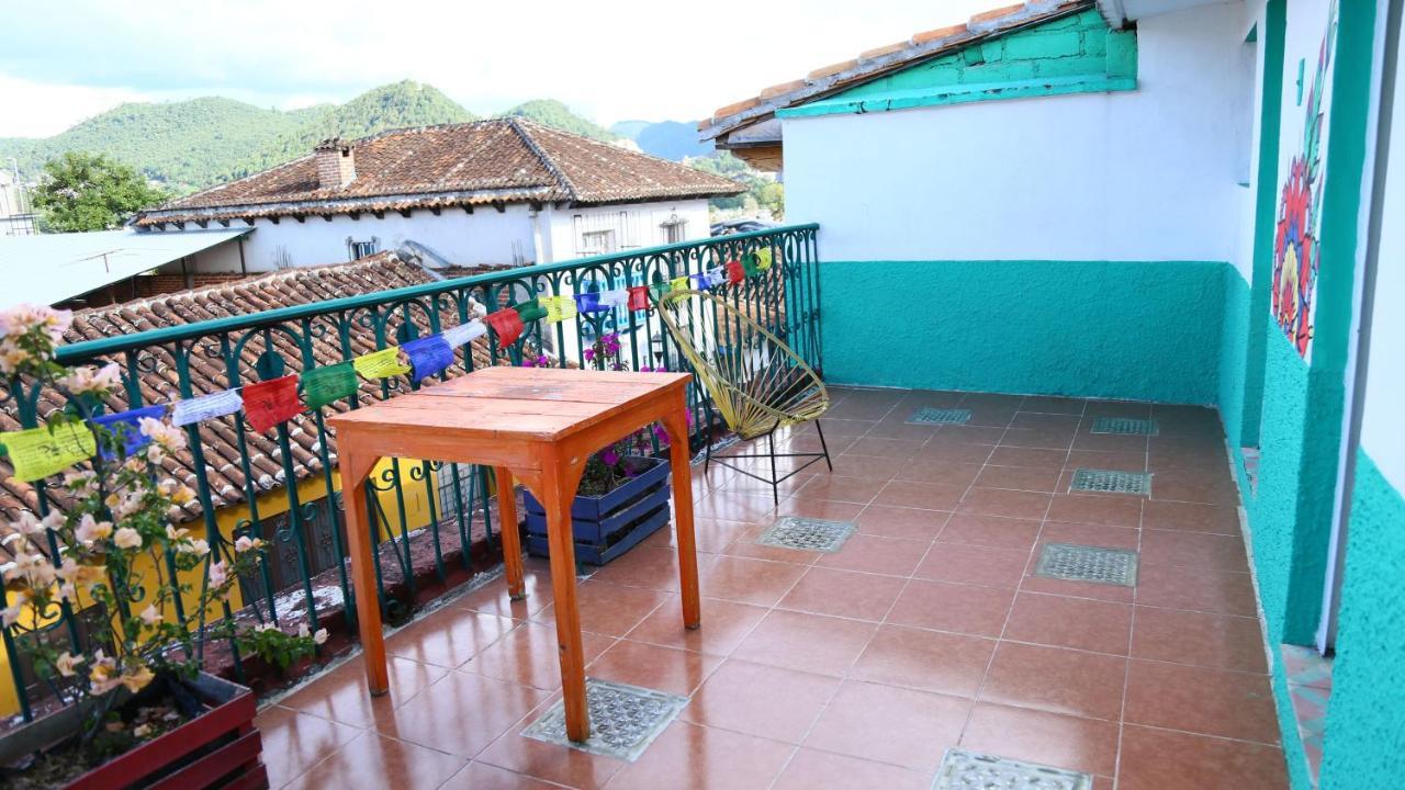 Hostal La Isla San Cristóbal de Las Casas Kültér fotó