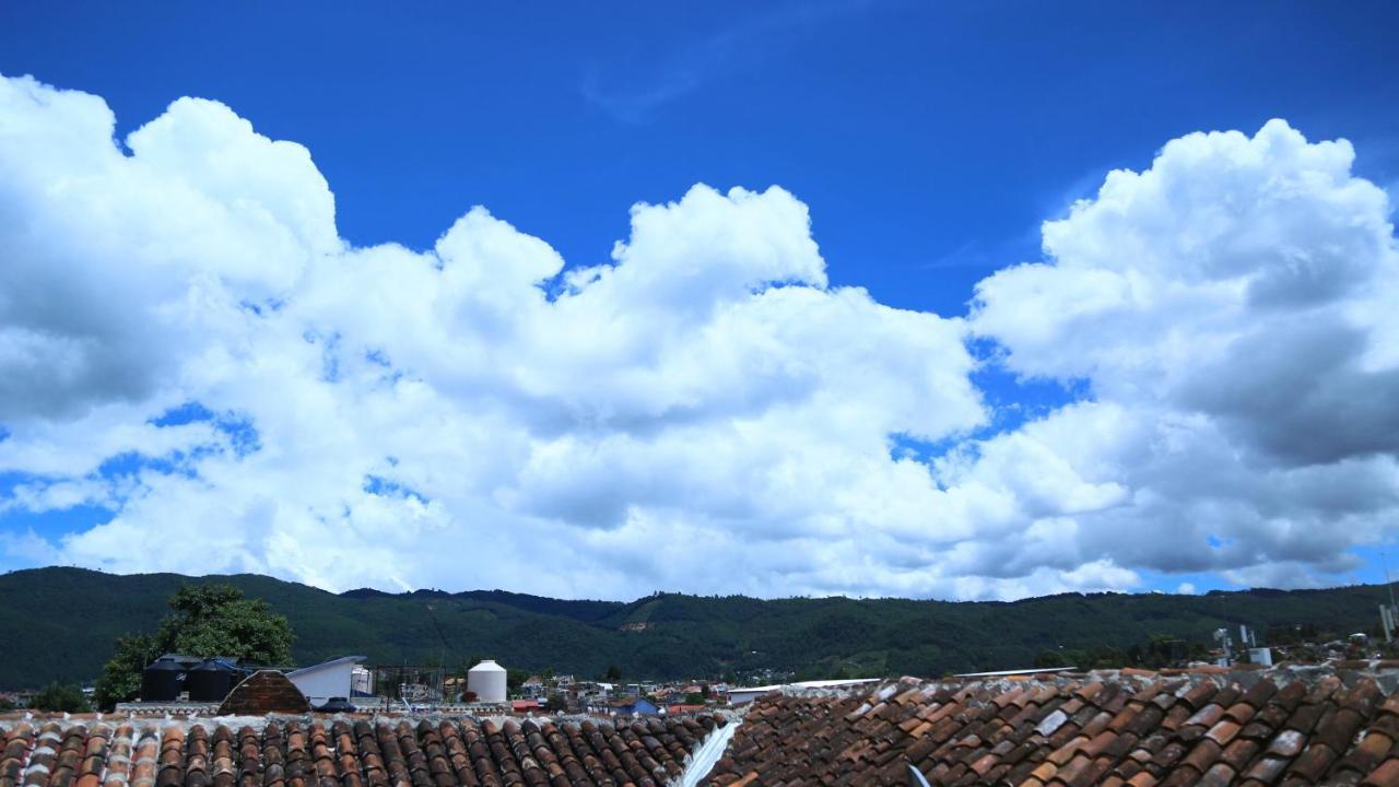 Hostal La Isla San Cristóbal de Las Casas Kültér fotó